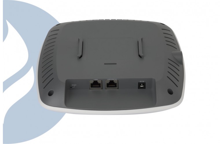 Plasma Cloud Switch Bundle PS8-L PoE Network Switch and PAX1800 2.4GHz and  5GHz WiFi 6 wireless access points